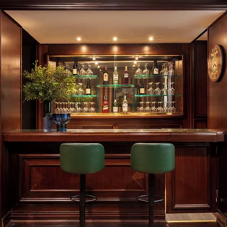 The Britannia 4*