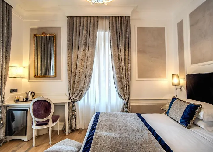 The Britannia 4* Roma