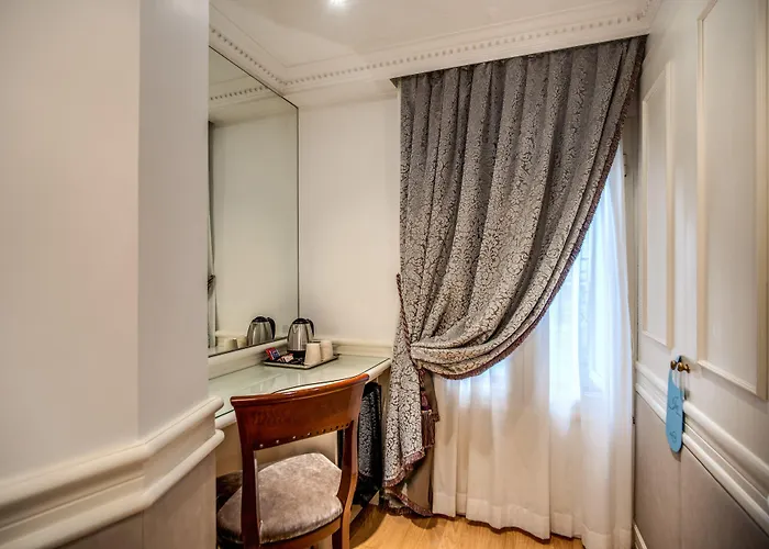 The Britannia Hotel 4*